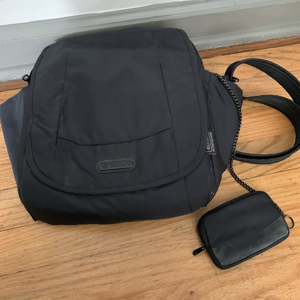 Pac safe Metrosafe 200 GII Sling / Backpack Anti-theft  With Coin Purse